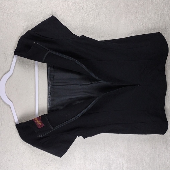 Hal Rubenstein Black Leather Rayon Square Neckline Short Sleeve Waist Length Top - Picture 10 of 13